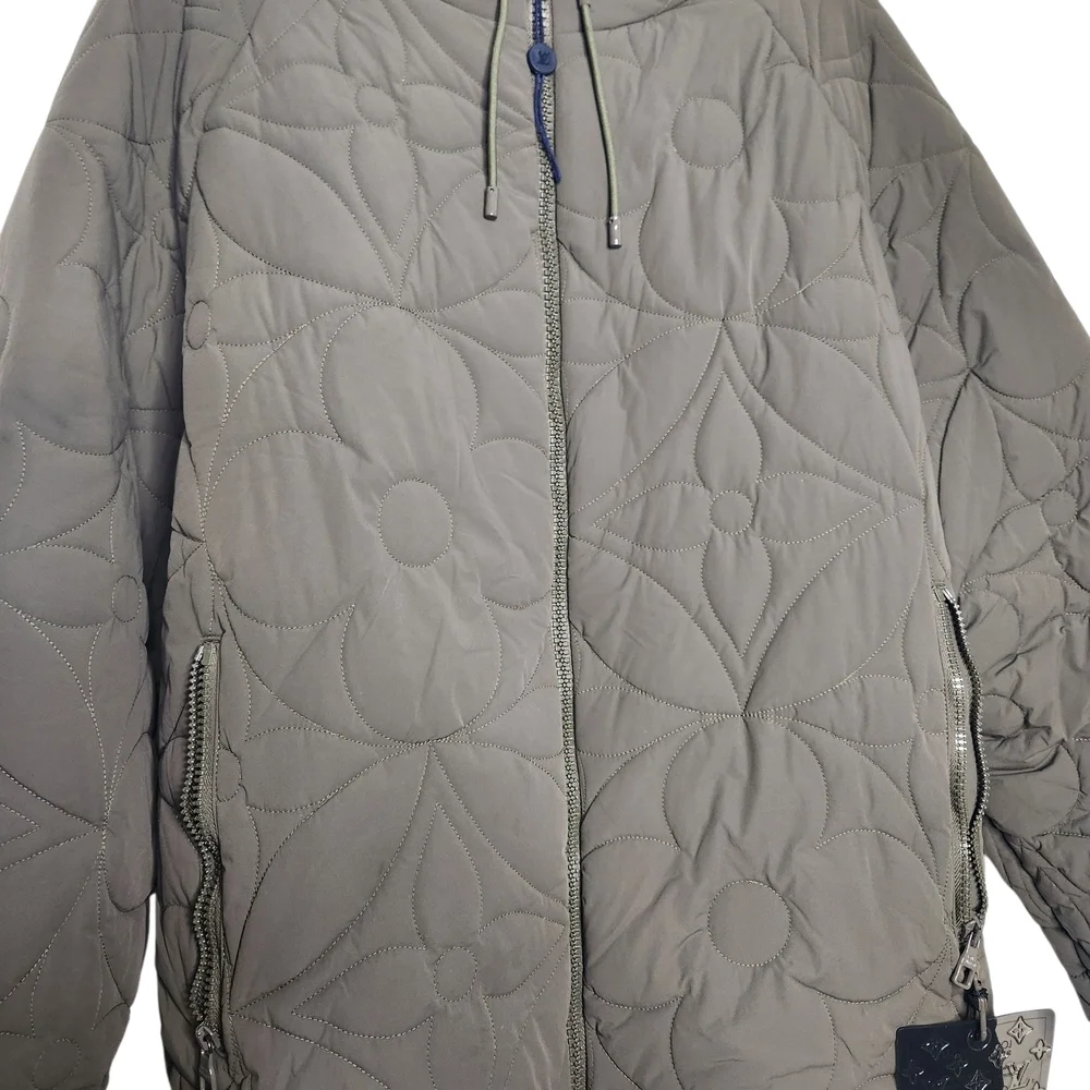 Louis Vuitton Authentic  LVSE Flower Quilted Jacket 46 kaki foncé